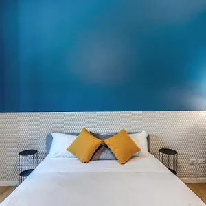 https://stylish-big-flat-in-piazza-del-popolo.it-romehotels.com