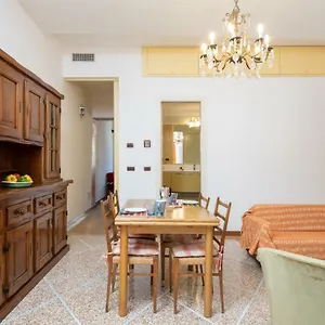 Appartamento Petroni 38 By, Bologna